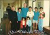 Cha_va_chi_Phuong_tham_cha_be_tren_va_cac_Thay_VN_Dong_CCT_tai_Uc_1987.jpg